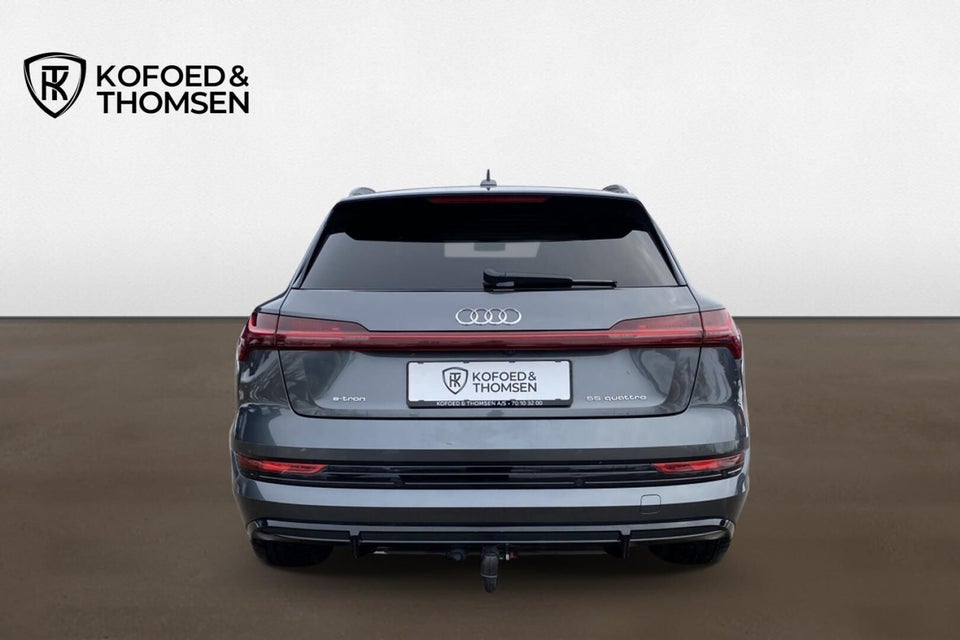 Audi e-tron 55 S-line quattro 5d