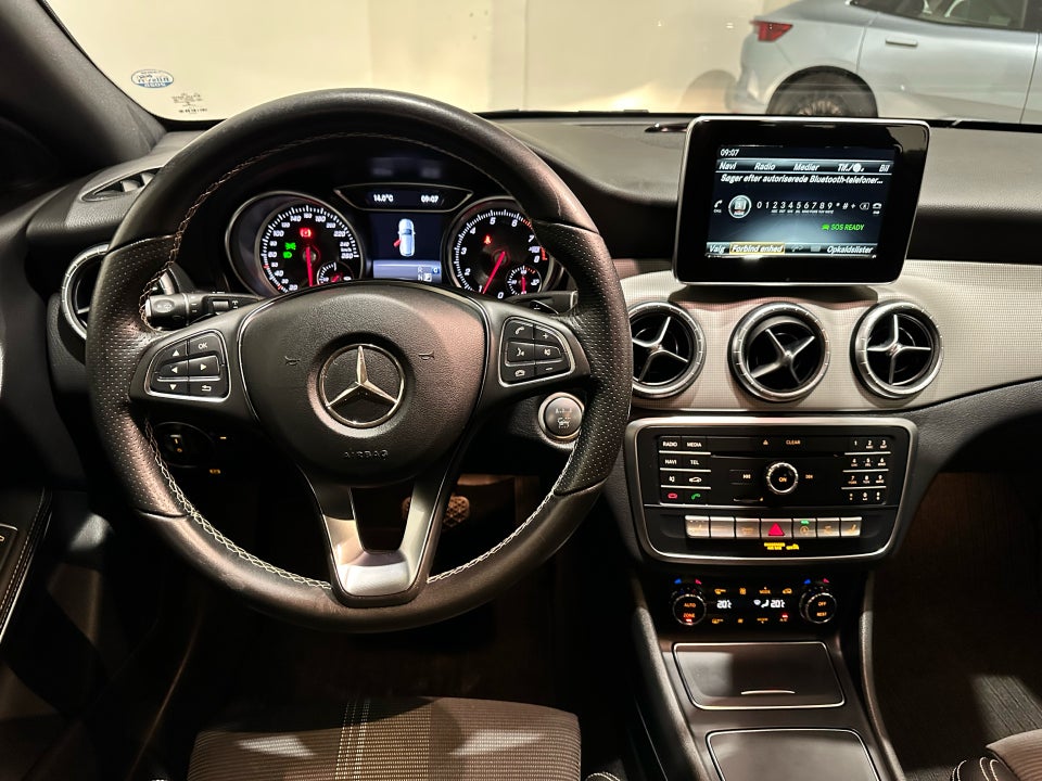 Mercedes CLA200 1,6 Shooting Brake aut. 5d