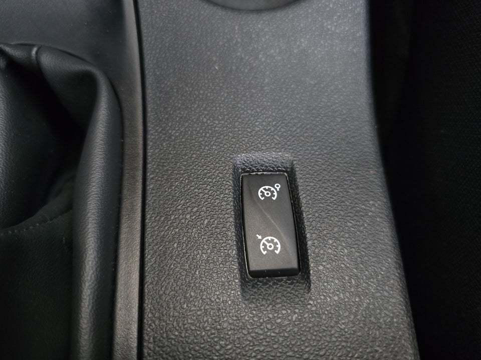 Renault Megane III 1,6 110 Expression Sport Tourer 5d