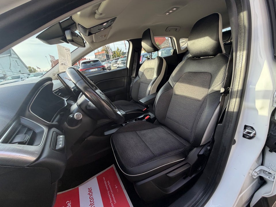 Renault Captur 1,6 E-Tech Intens 5d