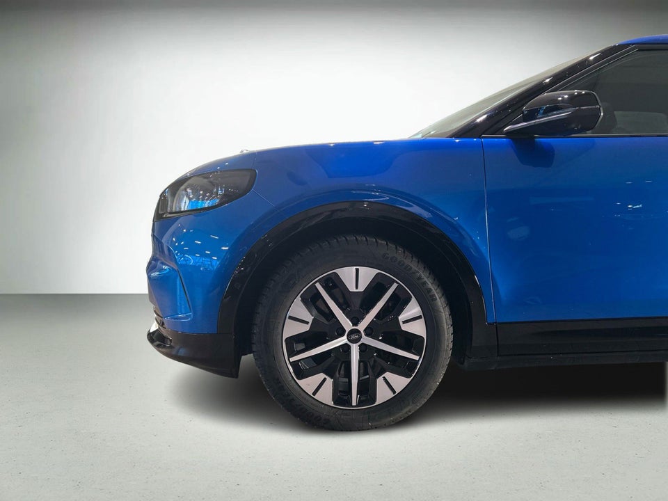 Ford Capri 82 Premium Extended Range 5d