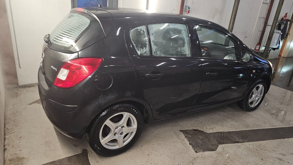 Opel Corsa 1,3 CDTi 95 Cosmo eco 5d