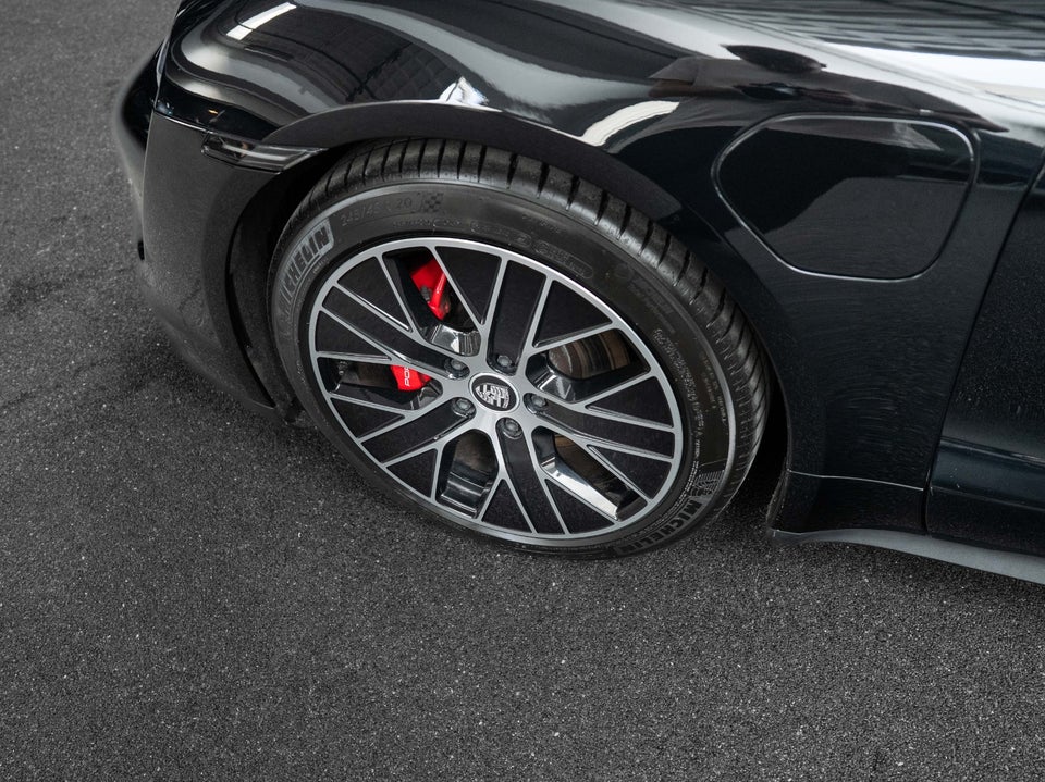 Porsche Taycan 4S Performance+ 4d