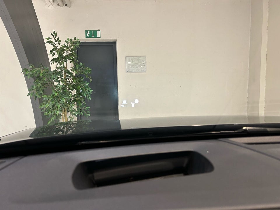 Ford Explorer 77 Select Extended Range 5d