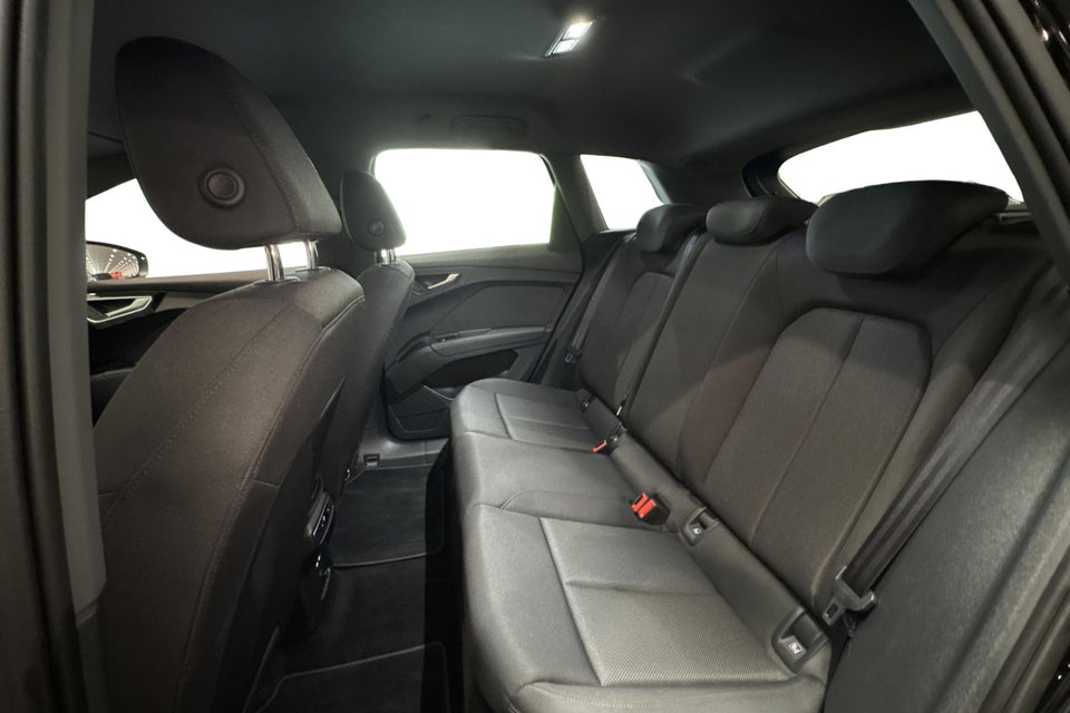 Audi Q4 e-tron 45 Progress 5d