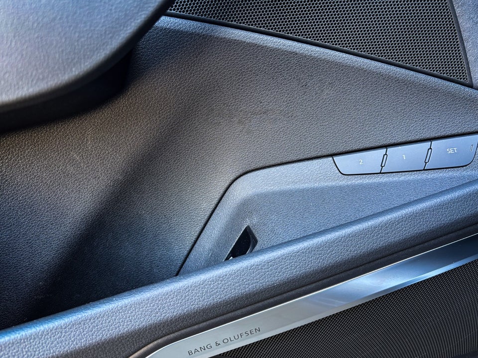 Audi Q8 e-tron 55 S-line Sportback quattro 5d