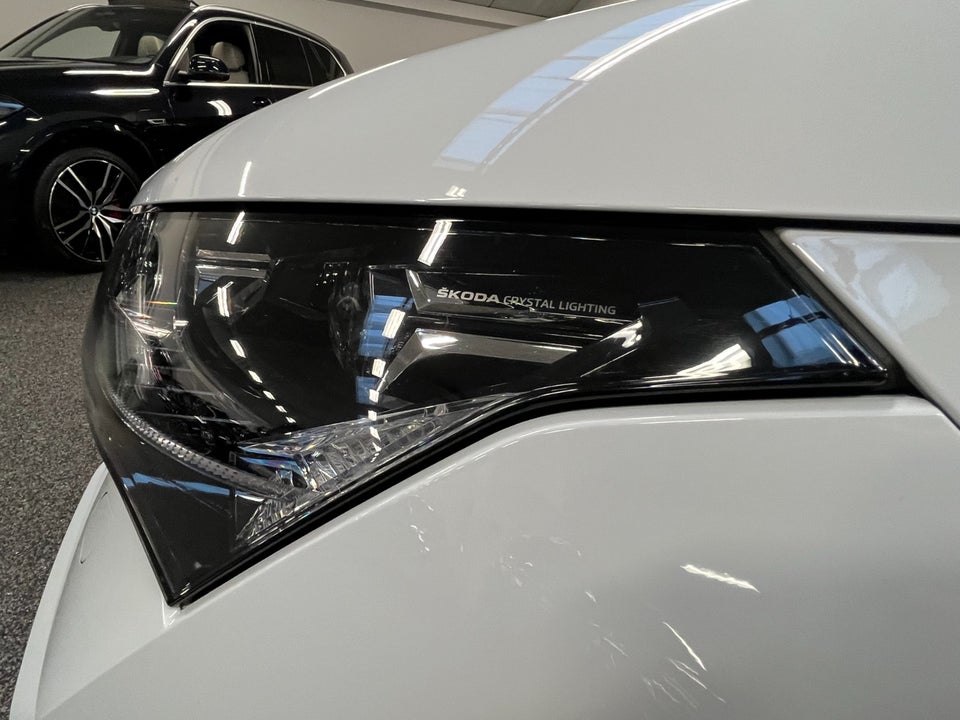 Skoda Enyaq 80x iV Loft 5d