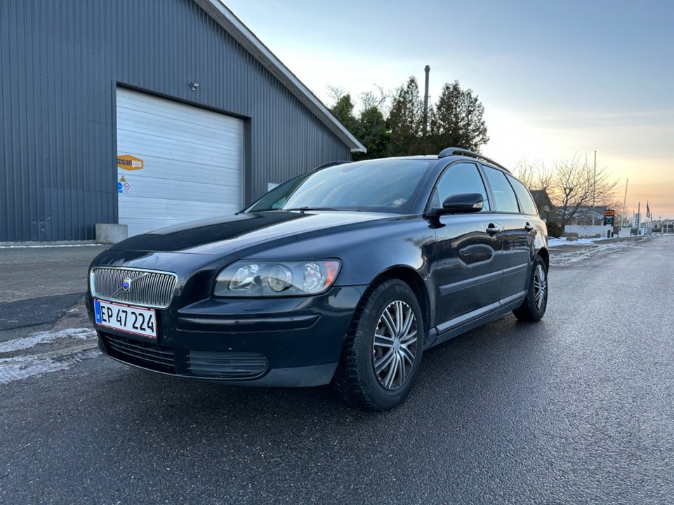 Volvo V50 1,8 Momentum 5d