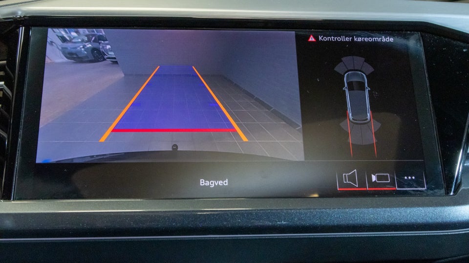 Audi Q4 e-tron 45 S-line 5d