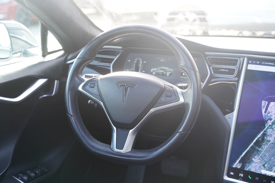 Tesla Model S 70D 5d