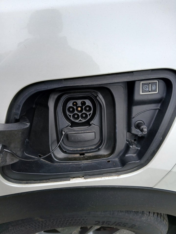 Peugeot e-2008 50 GT Sky 5d