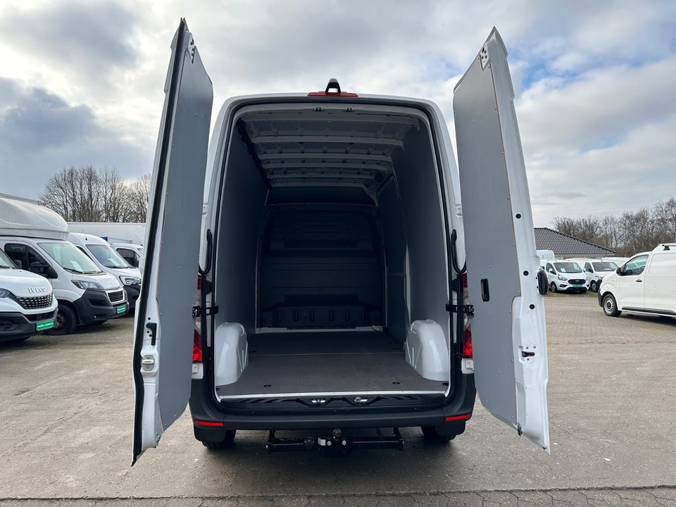 Mercedes Sprinter 315 2,0 CDi A2 Kassevogn aut. RWD