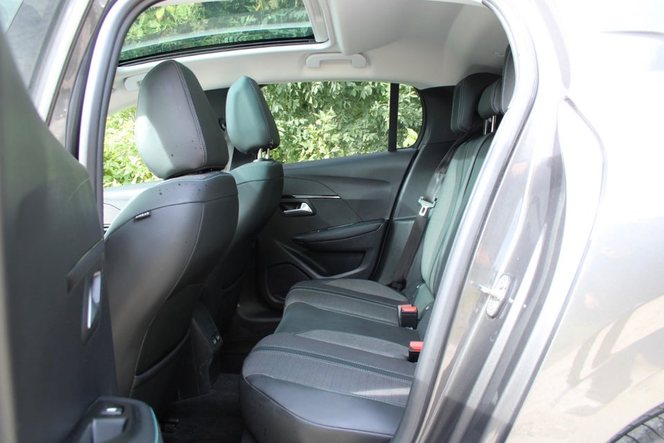 Peugeot 208 1,2 PureTech 100 Active 5d