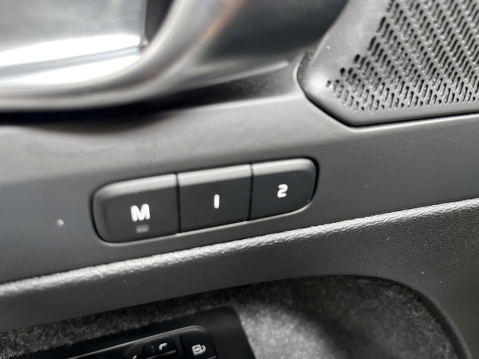 Volvo EX40 Extended Range Ultra 5d