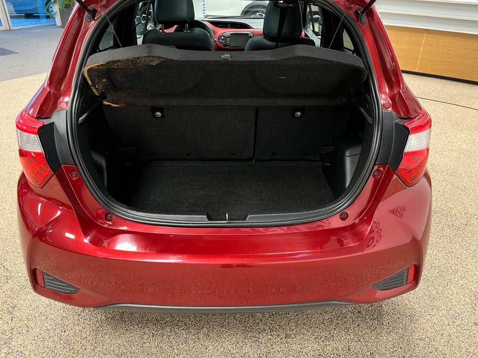 Toyota Yaris 1,5 Hybrid H3 Premium e-CVT 5d