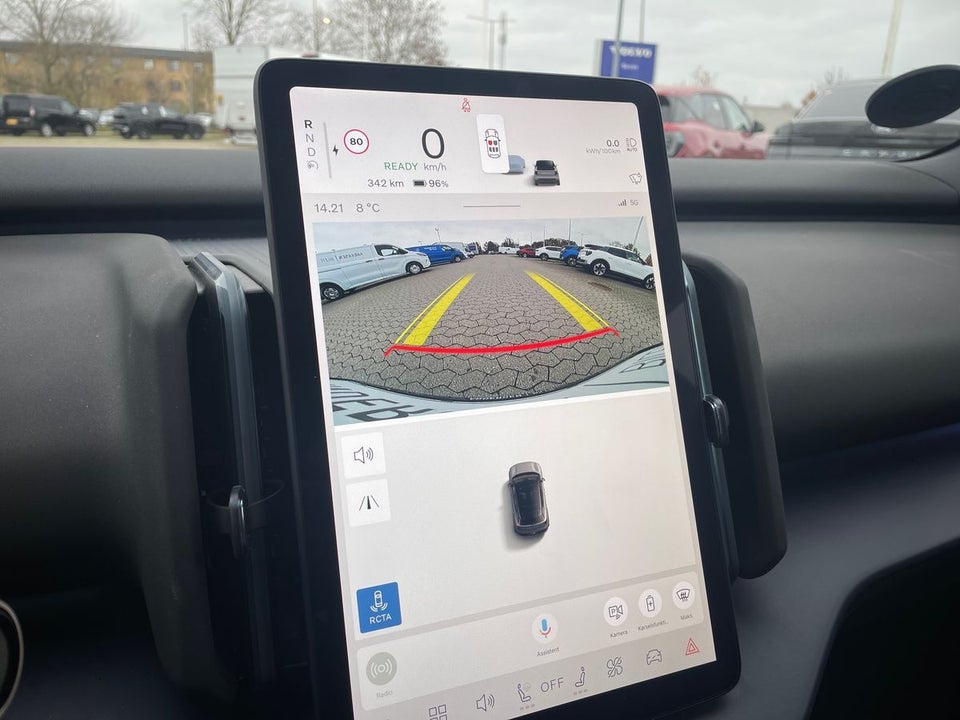 Volvo EX30 Extended Range Plus 5d