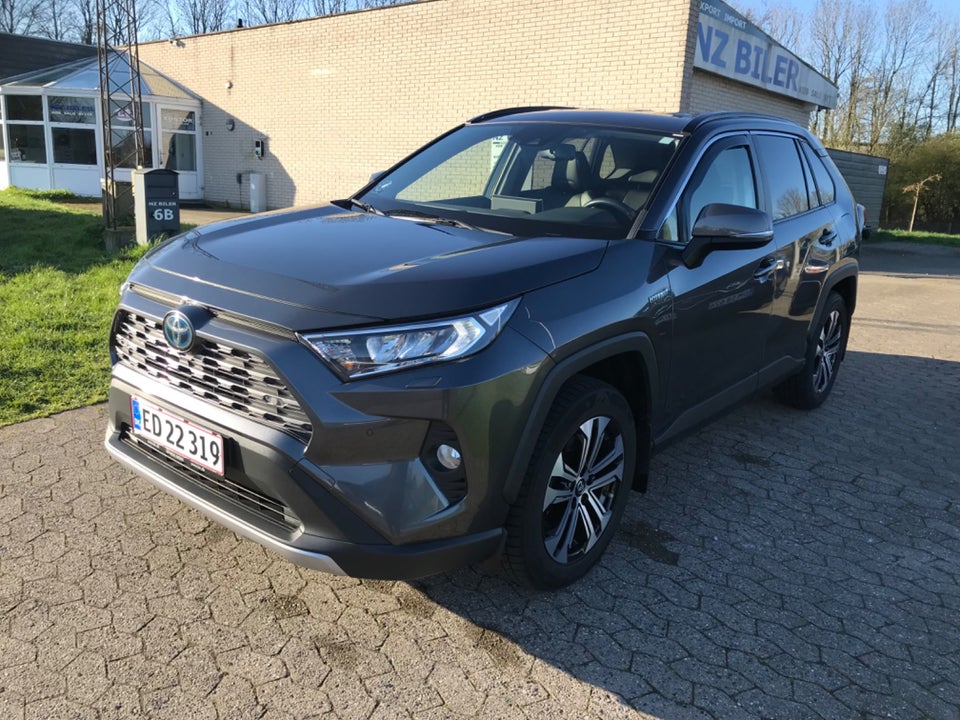 Toyota RAV4 2,5 Hybrid H3 Style MDS 5d