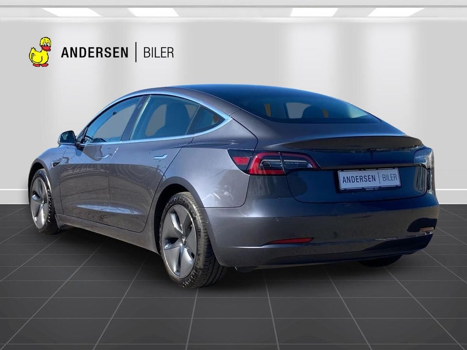 Tesla Model 3 Standard Range+ RWD 4d