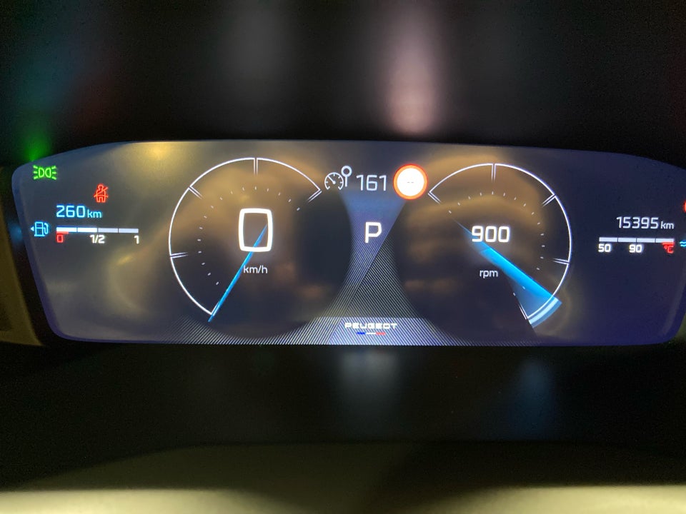 Peugeot 2008 1,2 PureTech 130 Allure EAT8 5d