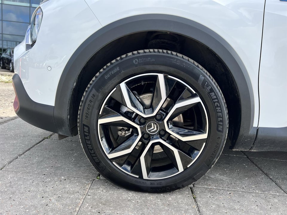 Citroën ë-C4 50 Shine 5d