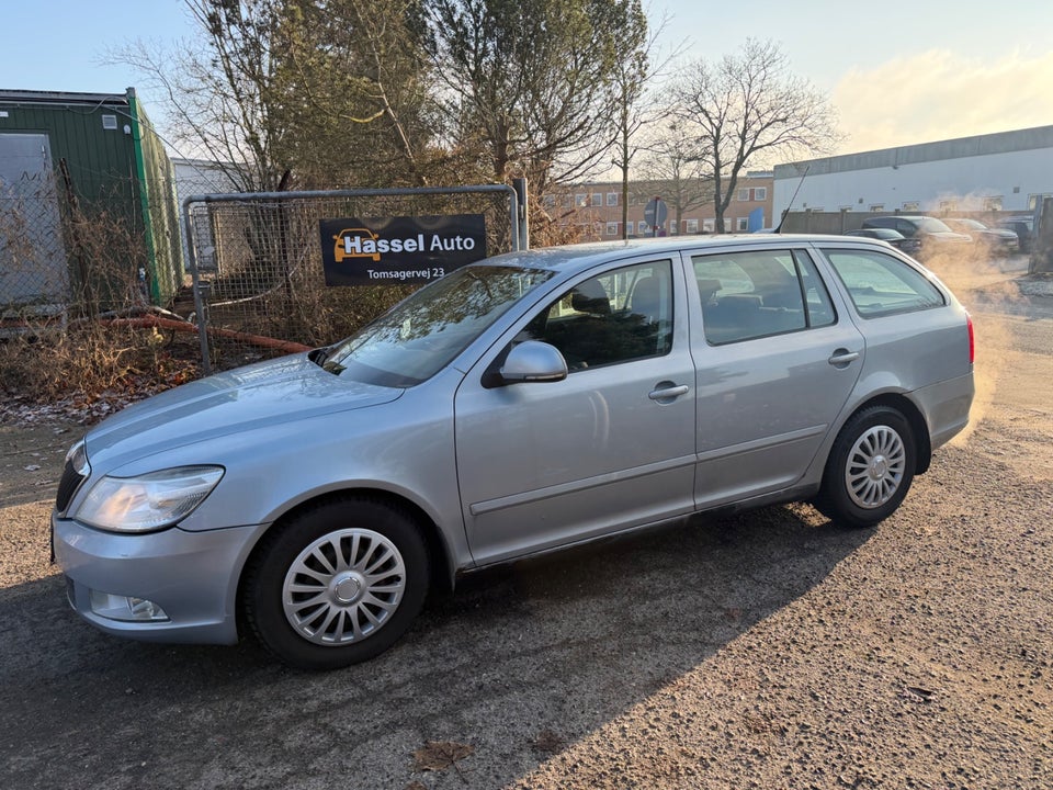 Skoda Octavia 1,6 TDi 105 GreenLine Combi 5d