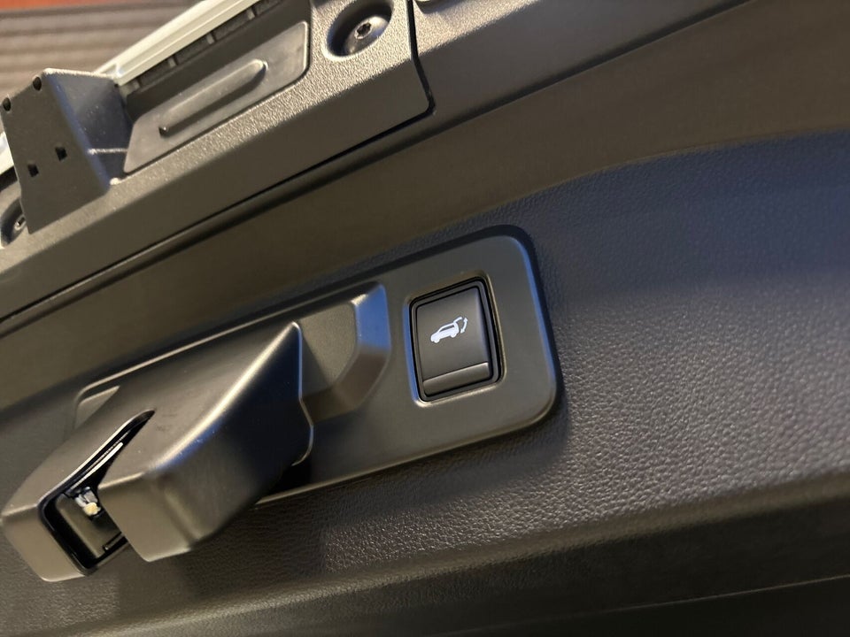 Renault Scenic E-Tech 87 Iconic 5d