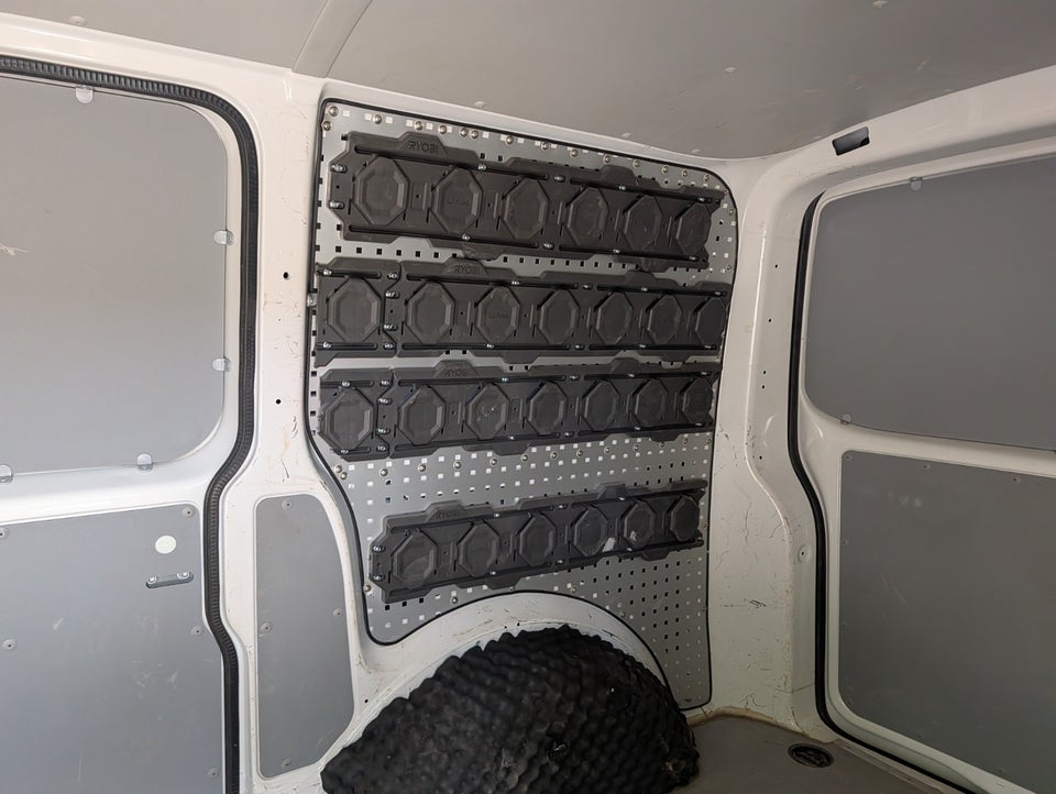 VW Transporter 2,0 TDi 150 Kassevogn DSG kort