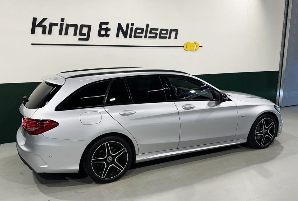 Mercedes C220 d 2,0 AMG Line Night Edition stc. aut. 5d
