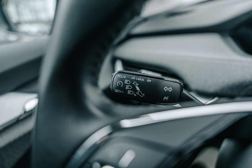 Skoda Enyaq 60 iV Loft 5d