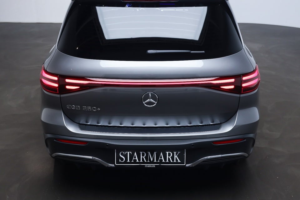 Mercedes EQB250+ AMG Premium 5d