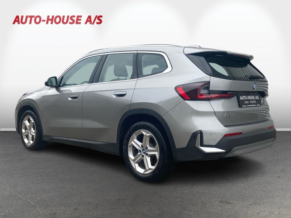 BMW iX1 eDrive20 X-Line 5d