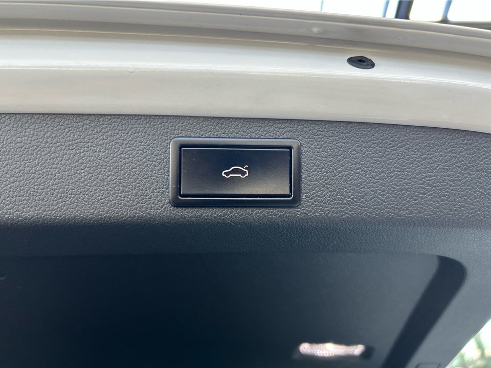 Skoda Superb 1,5 TSi 150 Business Executive Combi DSG 5d