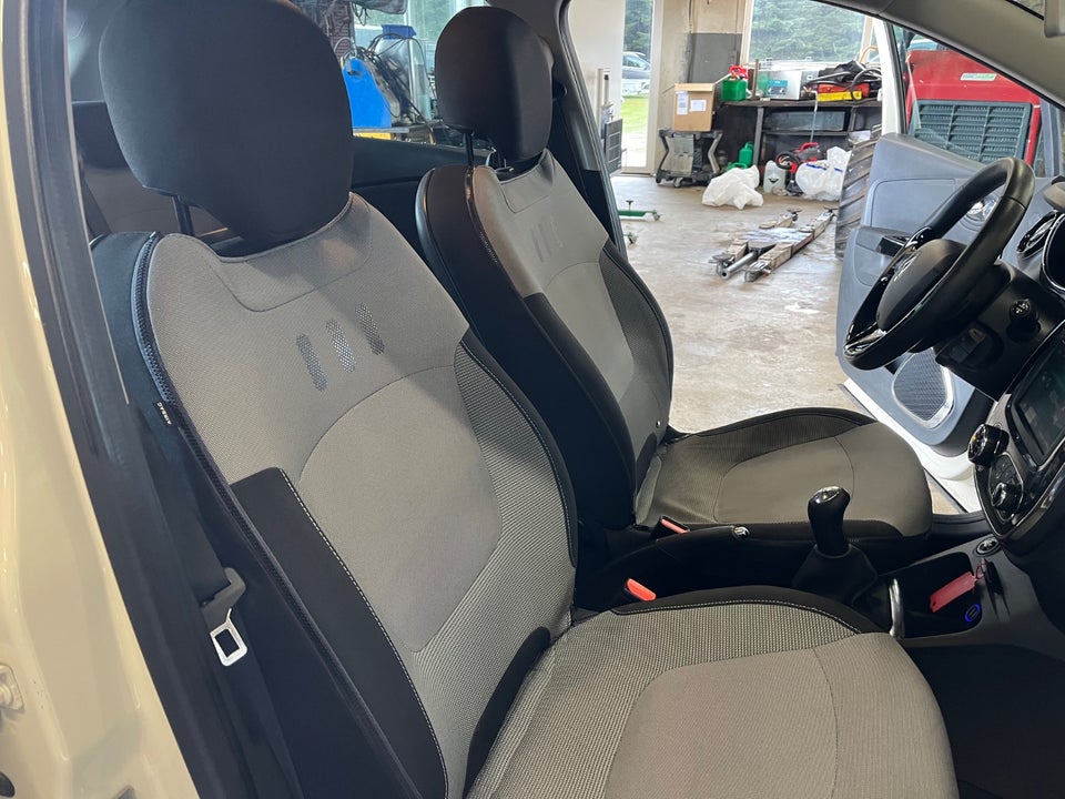 Renault Captur 0,9 TCe 90 Dynamique 5d