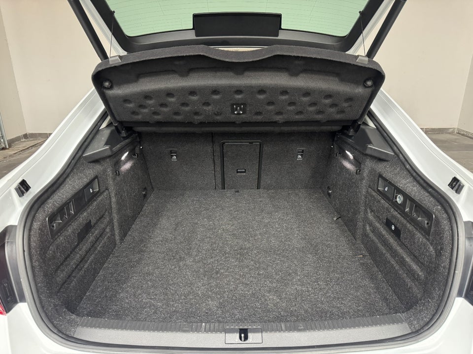 Skoda Superb 1,4 TSi iV DSG 5d