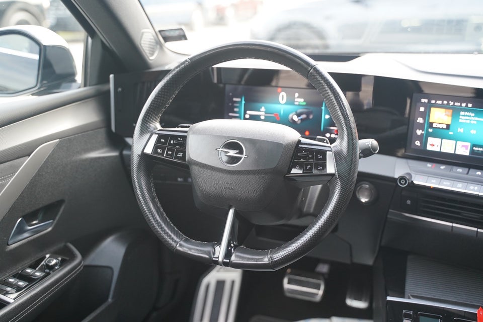 Opel Astra 1,6 PHEV Ultimate aut. 5d