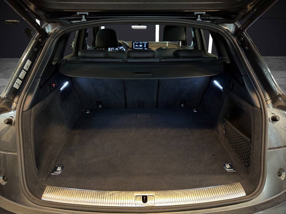Audi Q5 50 TFSi e S-line quattro S-tr. 5d