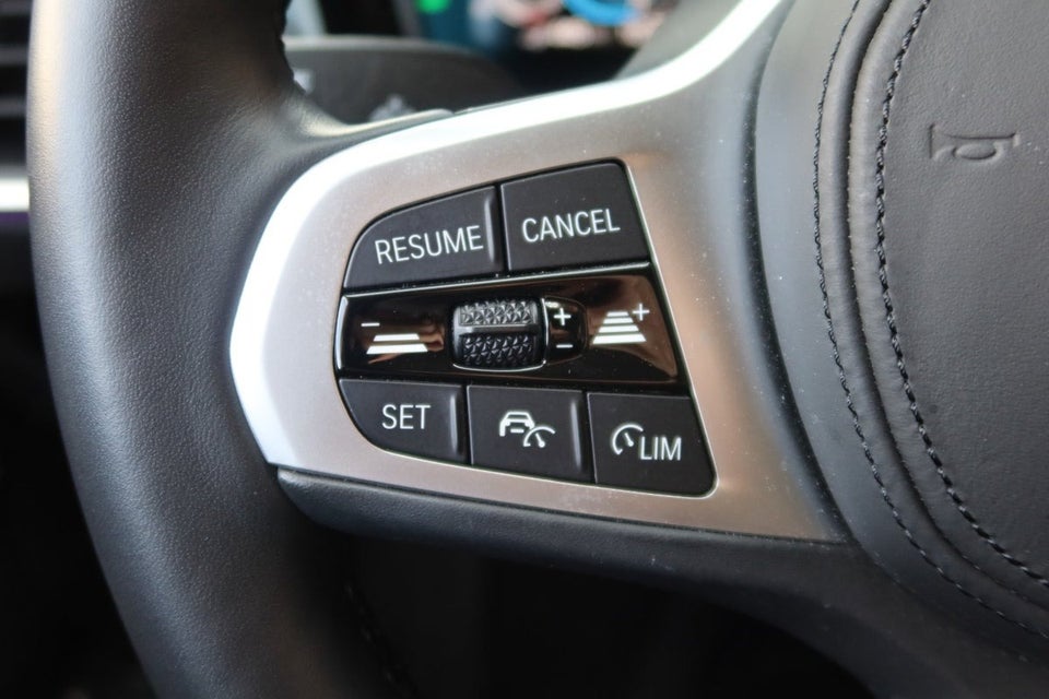 BMW 330e 2,0 Touring Sport Line aut. 5d