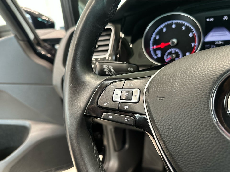 VW Golf VII 1,5 TSi 150 Highline DSG 5d