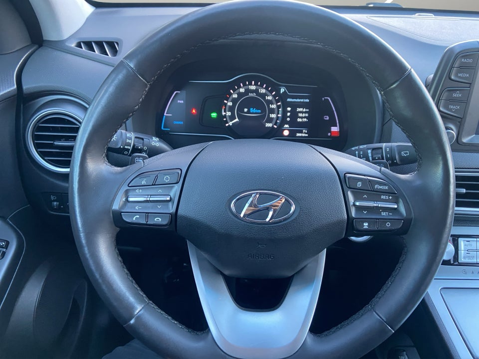 Hyundai Kona 64 EV Advanced 5d