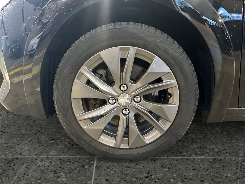 Peugeot e-208 50 Active Pack 5d