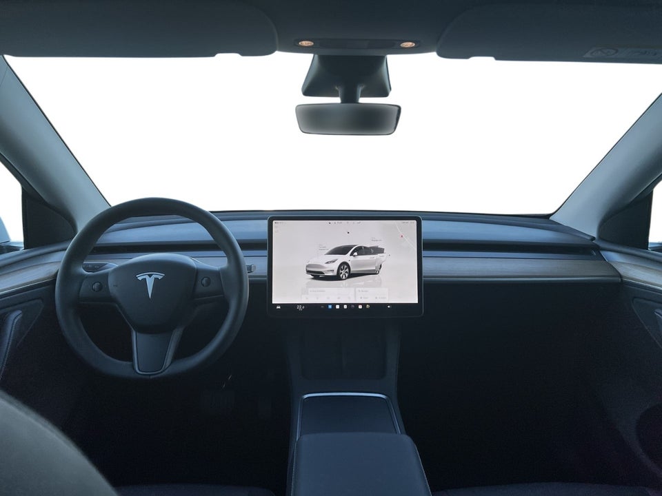 Tesla Model Y RWD 5d