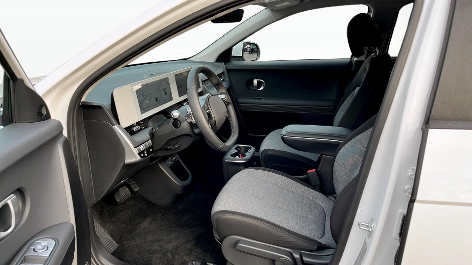 Hyundai Ioniq 5 77 Essential 5d