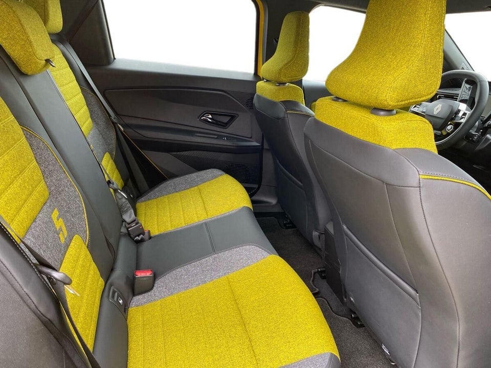 Renault 5 E-Tech 52 Iconic 5d