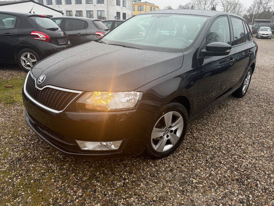 Skoda Rapid 1,2 TSi 90 Style Spaceback DSG 5d