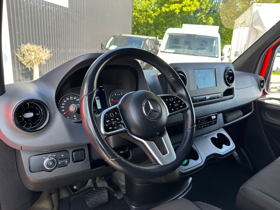 Mercedes Sprinter 215 2,0 CDi A1 Kassevogn aut. FWD