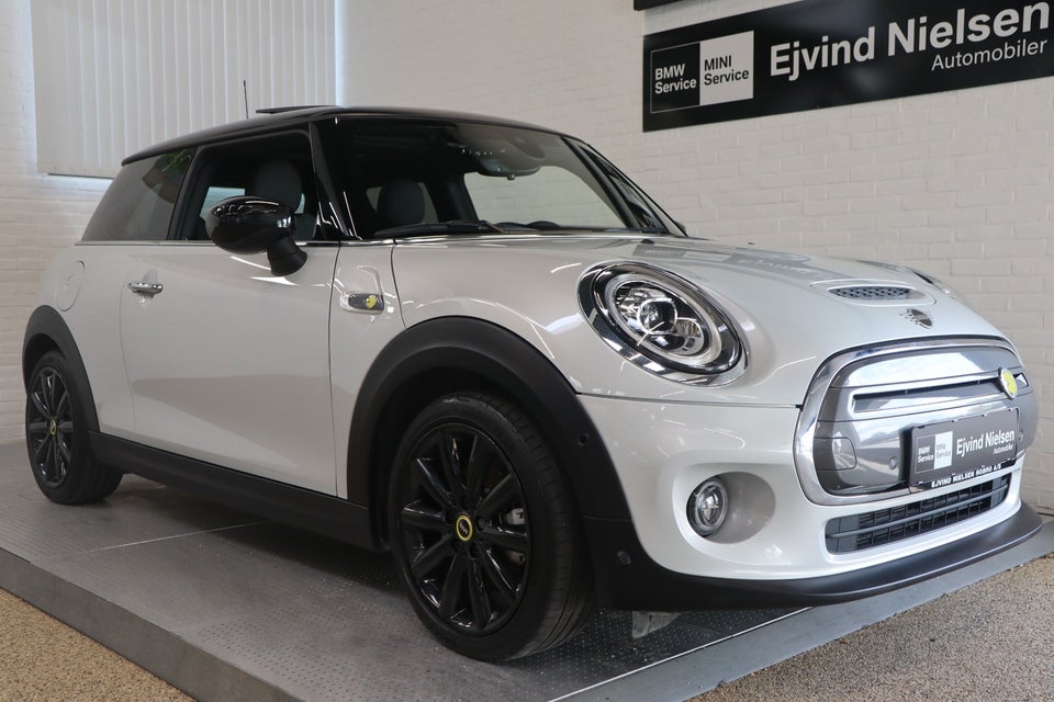 MINI Cooper SE Trim XL 3d