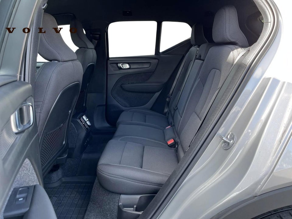 Volvo EX40 Extended Range Core 5d