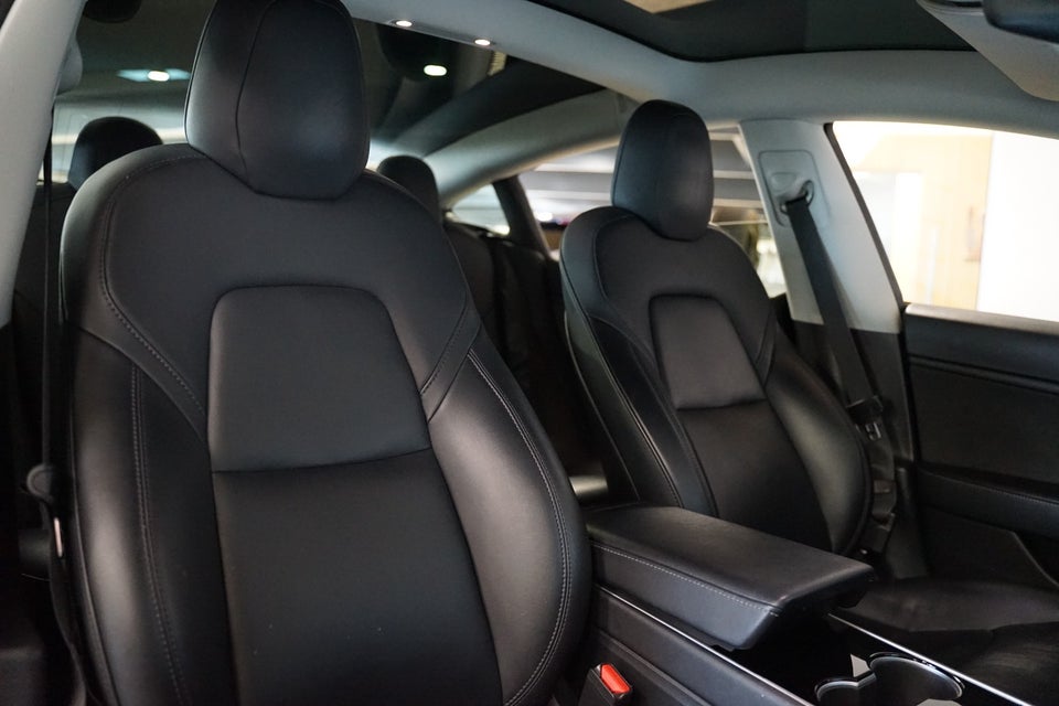 Tesla Model 3 Performance AWD 4d