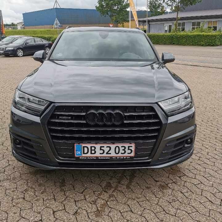 Audi Q7 3,0 TDi 272 S-line quattro Tiptr. 7prs 5d