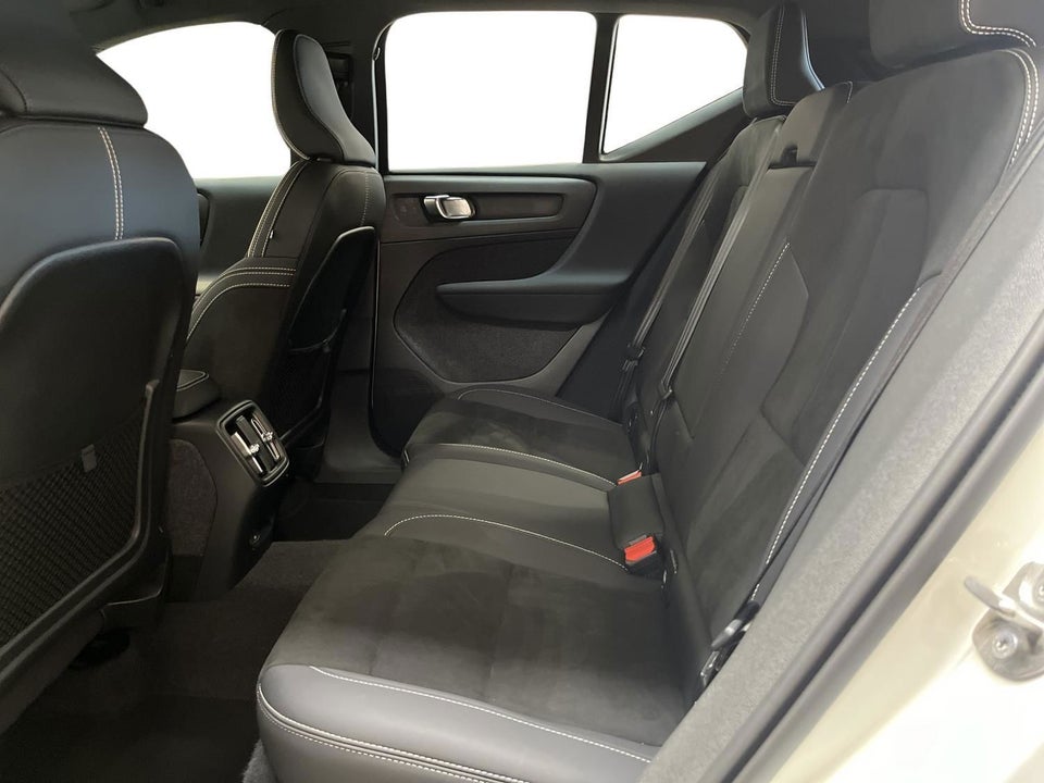 Volvo XC40 P6 ReCharge Plus 5d